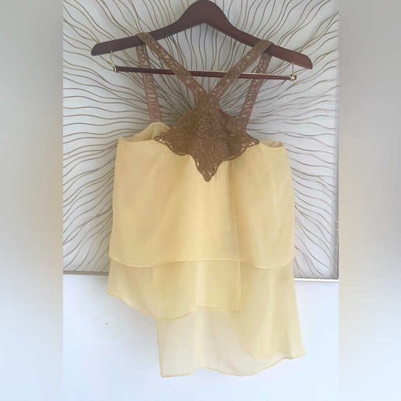 NWT BCBGMAXAZRIA elegant top, size small, color Light Almond - Picture 3 of 12